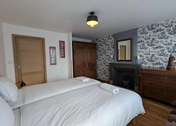 Historique Et Moderne, Capacite Flexible - Fr-1-585-170 Mouzay (Indre-et-Loire)